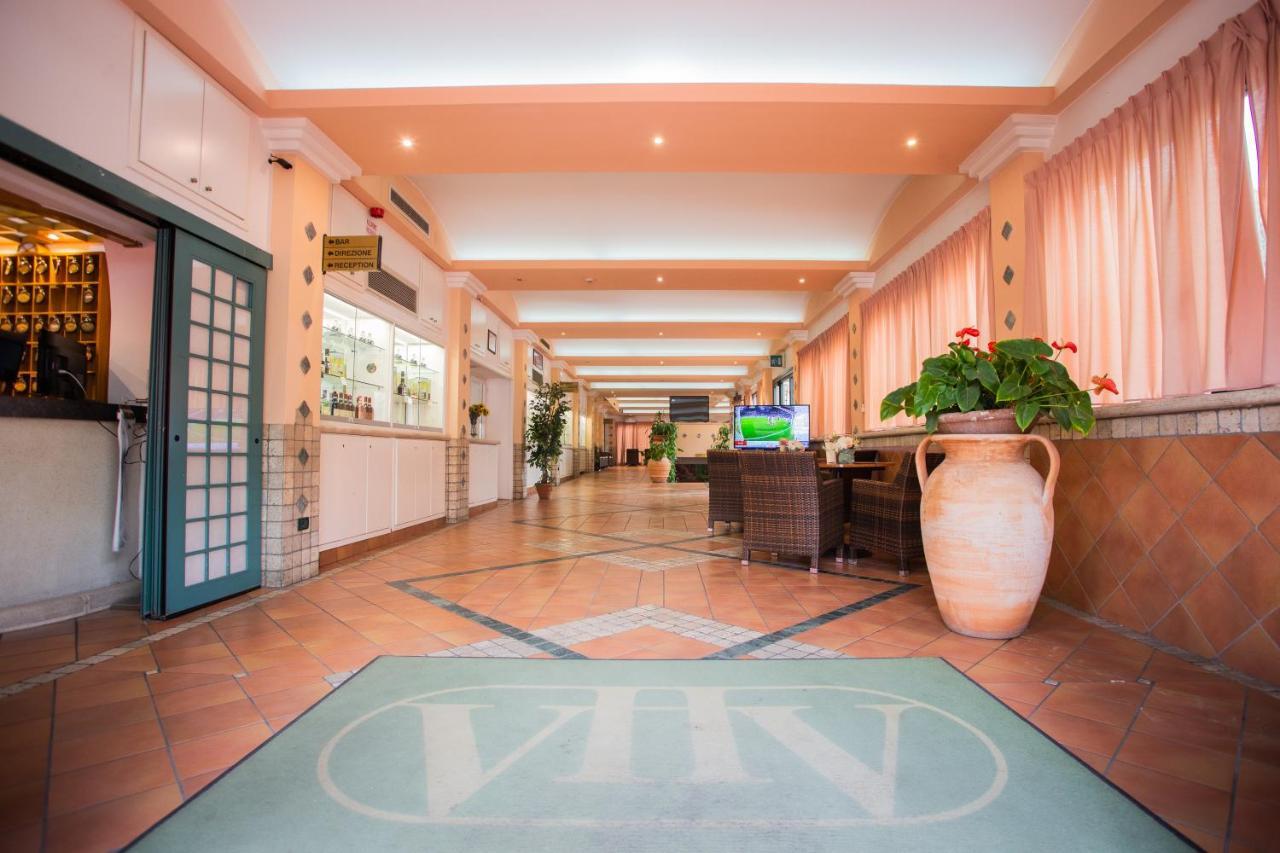 Hotel Villa Verde Rivotorto Exteriör bild